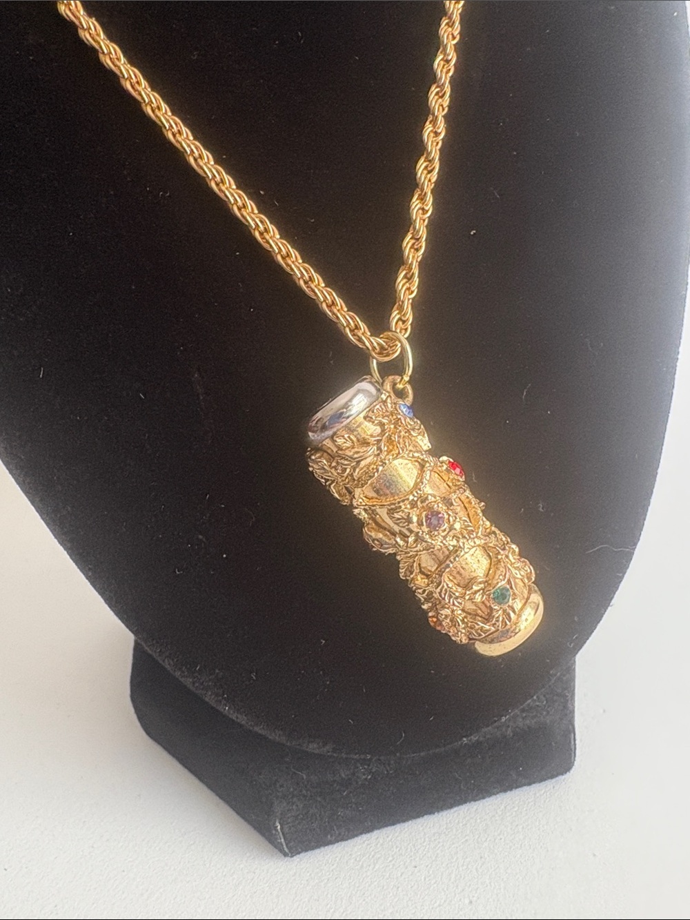 Gold Kaleidoscope Floral Pendant Necklace Multicolor Rope Chain - Picture 3 of 5